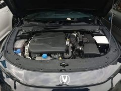 Changan UNI-V 1.5T Premium - ფოტო 20