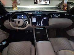 Avatr 11 2022 Long Range Dual Motor Luxury 5-Seater - ფოტო 13