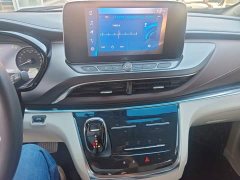 Buick GL8 Land Business Class Comfort Edition - ფოტო 13