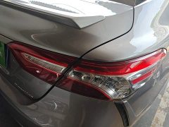 Toyota Camry 2.5S Sharp Edition - ფოტო 8
