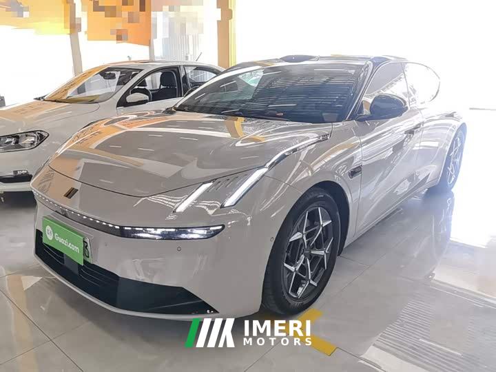 Lynk & Co 10 240 AWD Ultra