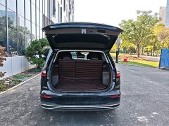 Volkswagen Viloran 380TSI Prestige - ფოტო 19
