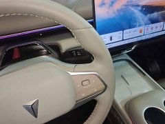 Deepal Deep Blue S07 215Max Qiankun Smart Driving ADS SE Extended Range Version - ფოტო 14