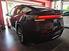 Tesla Model Y Long Range All-Wheel Drive Launch Edition - ფოტო 5