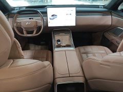Nio Lerado L90 Max Six-Seater - ფოტო 10