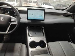 BYD Qin PLUS 2025 DM-i Smart Drive 128KM Entry-Level - ფოტო 14