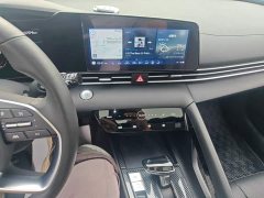 Hyundai Elantra 1.5L CVT Luxury - ფოტო 13