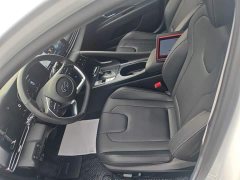 Hyundai Elantra 1.5L CVT Luxury - ფოტო 15