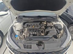 Hyundai Elantra 1.5L CVT Luxury - ფოტო 20