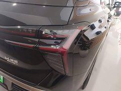 FAW Red Flag HS3 PHEV 117km Dynamic Edition - ფოტო 8