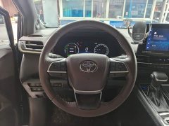 Toyota Sienna 2.5L Hybrid Platinum Edition - ფოტო 11