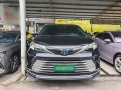 Toyota Sienna 2.5L Hybrid Platinum Edition - ფოტო 3