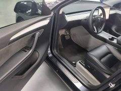 Tesla Model Y Long Range All-Wheel Drive - ფოტო 12