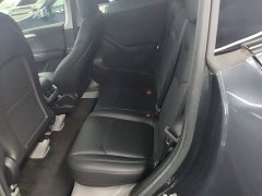 Tesla Model Y Long Range All-Wheel Drive - ფოტო 13