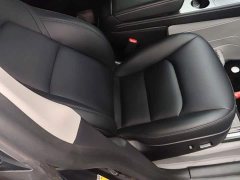 Tesla Model Y Long Range All-Wheel Drive - ფოტო 19