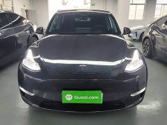Tesla Model Y Long Range All-Wheel Drive - ფოტო 3