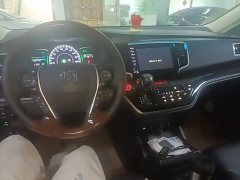 Honda Odyssey 2.0L Sharp Premium Edition - ფოტო 10