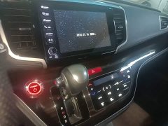 Honda Odyssey 2.0L Sharp Premium Edition - ფოტო 13