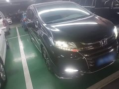 Honda Odyssey 2.0L Sharp Premium Edition - ფოტო 4