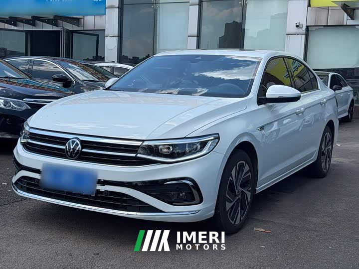 Volkswagen Bora 300TSI DSG Respect Edition