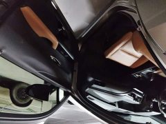 Lexus UX New Energy 2020 300e Pure Joy Edition - ფოტო 18