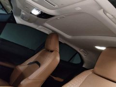 Lexus UX New Energy 2020 300e Pure Joy Edition - ფოტო 9