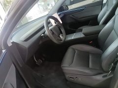 Tesla Model Y Rear-Wheel Drive - ფოტო 15