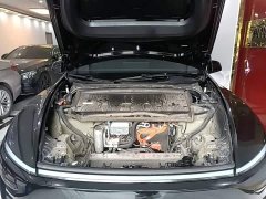 Tesla Model Y Rear-Wheel Drive - ფოტო 20