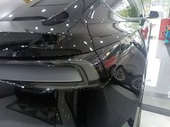 Tesla Model Y Rear-Wheel Drive - ფოტო 8