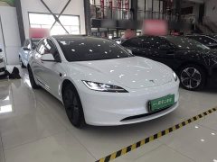 Tesla Model 3 2023 Rear-Wheel Drive - ფოტო 4
