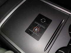 Tesla Model Y Standard Range RWD - ფოტო 9
