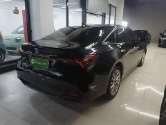 Toyota Avalon Hybrid 2.5L XLE Premium - ფოტო 7