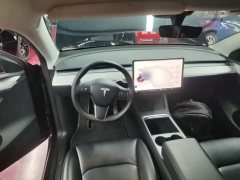 Tesla Model Y Rear-Wheel Drive - ფოტო 11