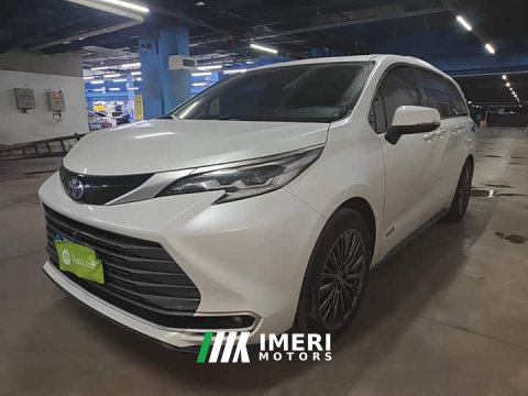 2023 Toyota Sienna 2.5L Hybrid Premium Edition - ავტომობილი ჩინეთიდან