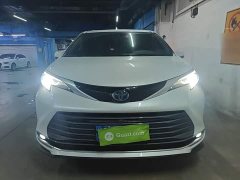Toyota Sienna 2.5L Hybrid Premium Edition - ფოტო 3