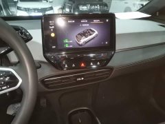 Volkswagen ID.3 Outstanding Edition - ფოტო 13