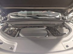 Li Auto L9 2022 Max - ფოტო 16
