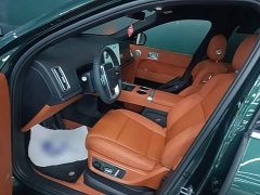 Li Auto L9 Pro - ფოტო 15