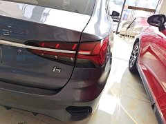 SAIC MG i5 1.5L Manual Diamond Edition - ფოტო 8