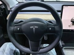 Tesla Model Y Rear-Wheel Drive - ფოტო 11