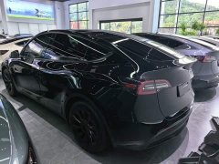 Tesla Model Y Rear-Wheel Drive - ფოტო 5