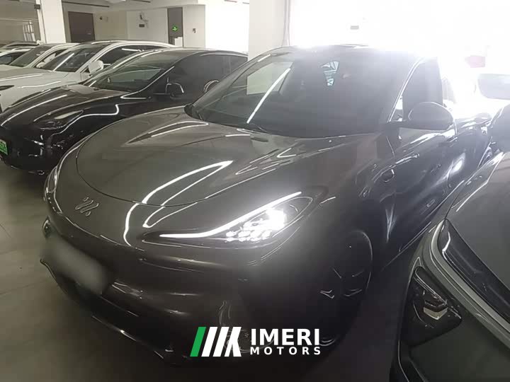 IM Motors Zhiji LS6 Max Standard Edition - ავტომობილი ჩინეთიდან