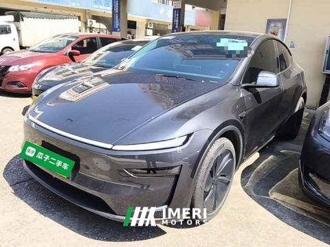 2025 Tesla Model Y Long Range All-Wheel Drive