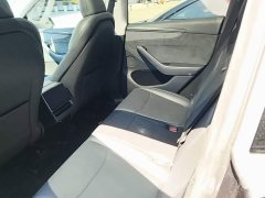 Tesla Model Y Long Range All-Wheel Drive - ფოტო 17