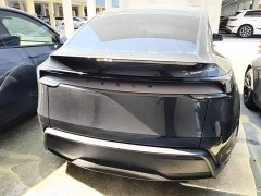 Tesla Model Y Long Range All-Wheel Drive - ფოტო 6