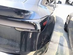 Tesla Model Y Long Range All-Wheel Drive - ფოტო 8