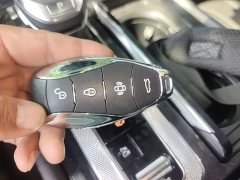 FAW Red Flag H5 2.0T Automatic Smart Connected Flagship Comfort Edition - ფოტო 13