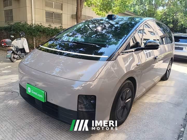 Li Auto Li Xiang MEGA Ultra - ავტომობილი ჩინეთიდან