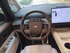 Li Auto Li Xiang MEGA Ultra - ფოტო 11