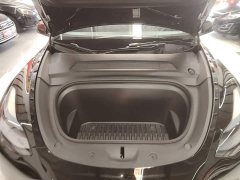 Tesla Model Y Rear-Wheel Drive - ფოტო 20